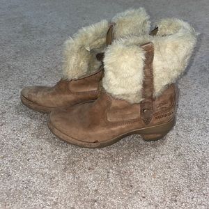 Merrell Performance Winter Fashion Fur-lined Heeled Boots